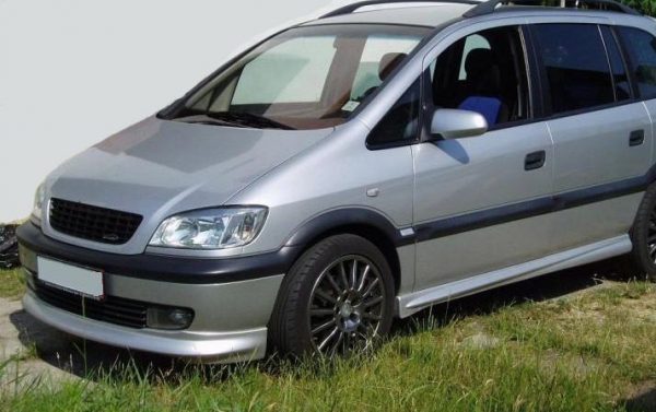 Opel Zafira A 1999-2005m. - Spoileris po priekiniu buferiu.
