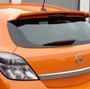 Opel Astra H - Spoileris virš galinio stiklo