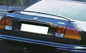 Honda Civic 5 1991-1995m. - Spoileris ant bagažinės dangčio.