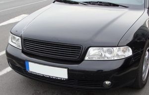 Audi A4 B5 1994-2001m. - Grotelės be ženkliuko