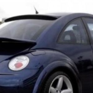 Volkswagen New Beetle - Spoileris virš galinio stiklo.